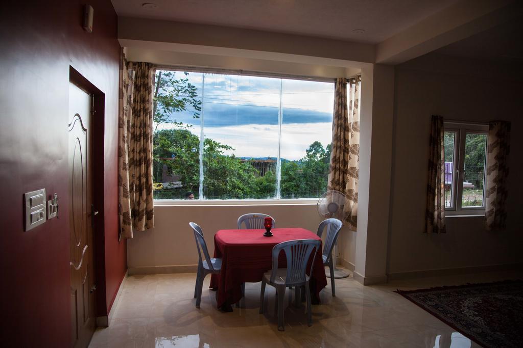 Petra Family Guest House Vālpārai Zimmer foto